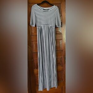 Down East Dress- Size Small